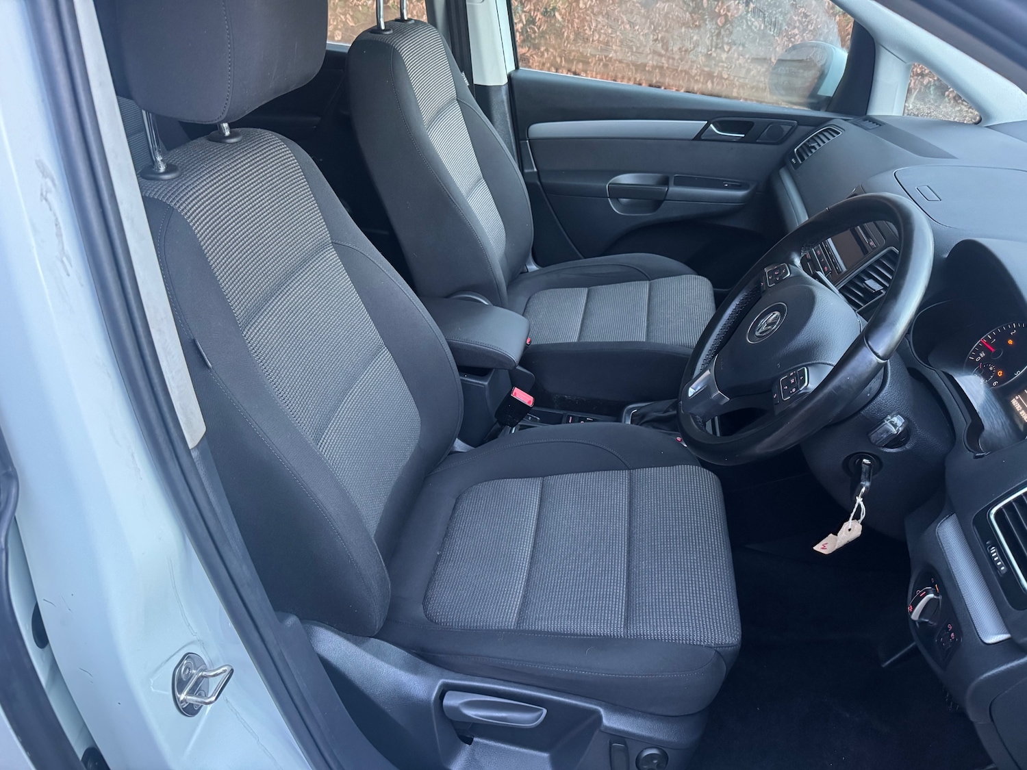 Used Volkswagen Sharan 2015 for sale - 77400178: Photo 17