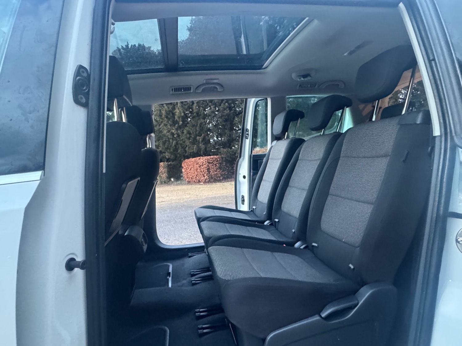 Used Volkswagen Sharan 2015 for sale - 77400178: Photo 23