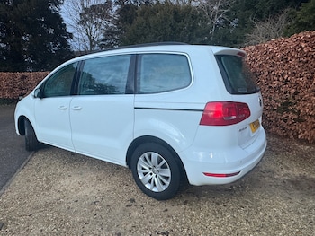 Used Volkswagen Sharan 2015 for sale - 77400178: Photo