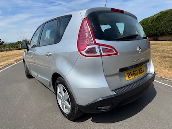 Used Renault Scenic 2010 for sale - 79414908: Photo