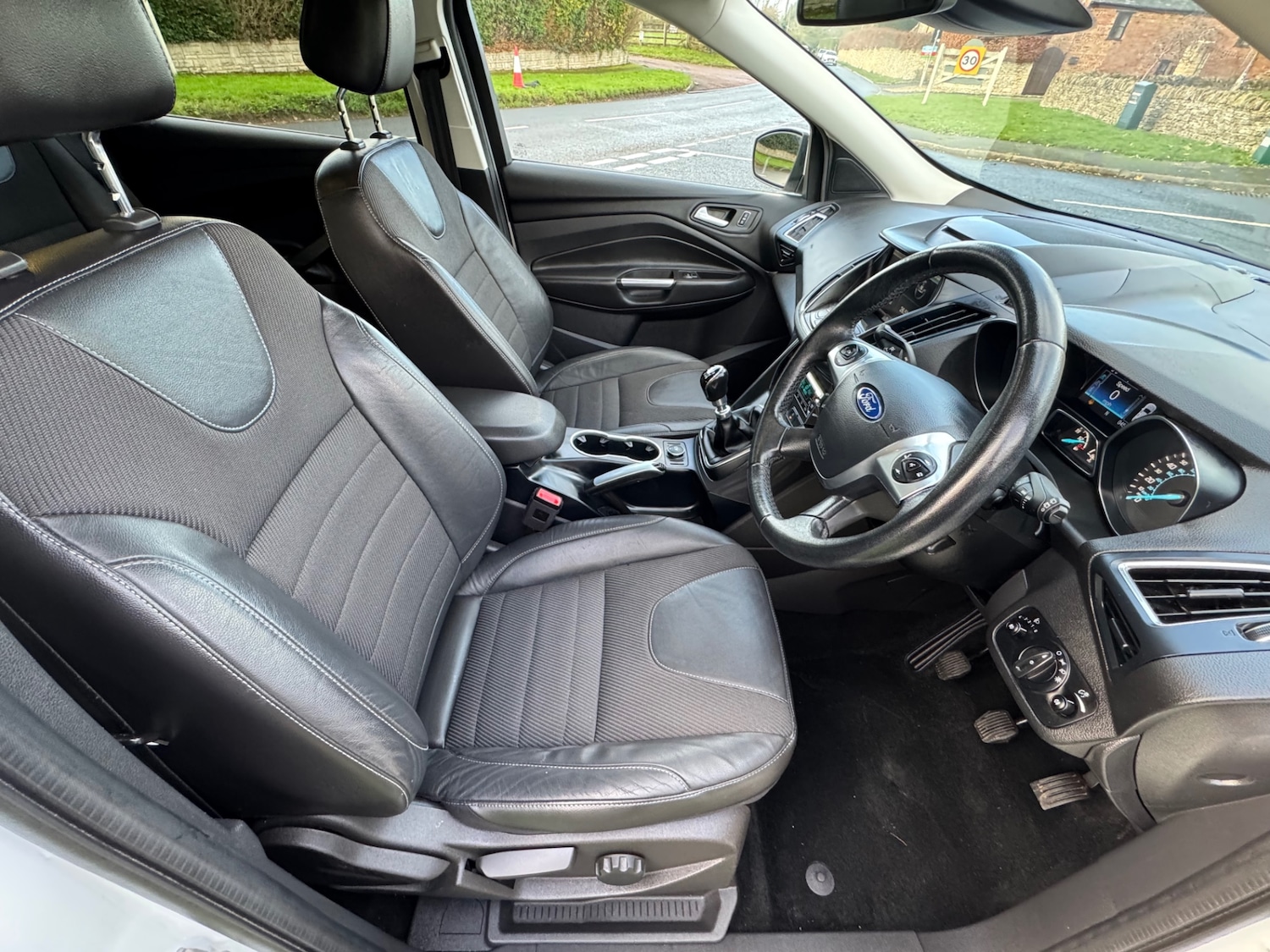 Used Ford Kuga 2016 for sale - 76670915: Photo 20