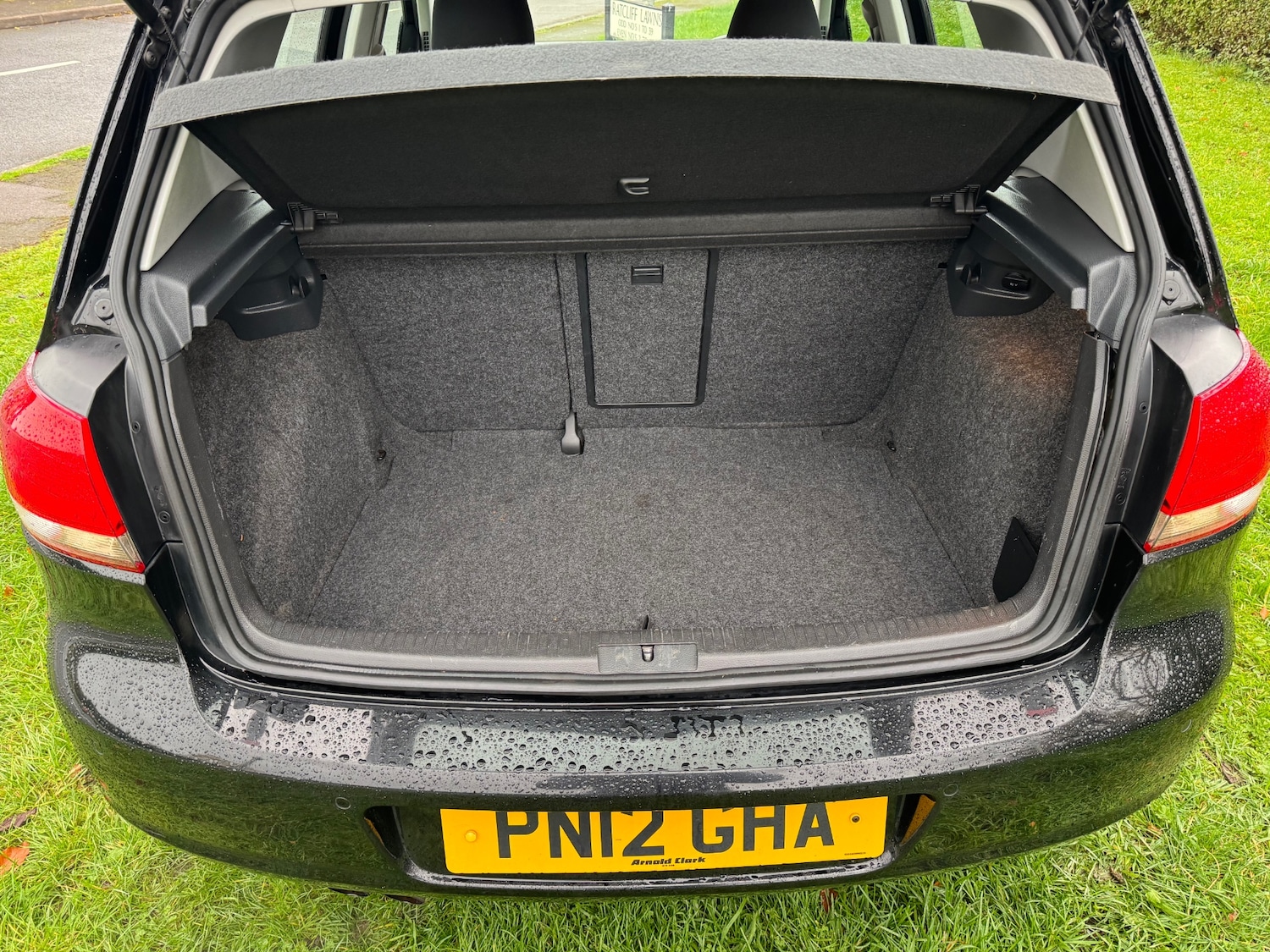 Used Volkswagen Golf 2012 for sale - 76536949: Photo 10