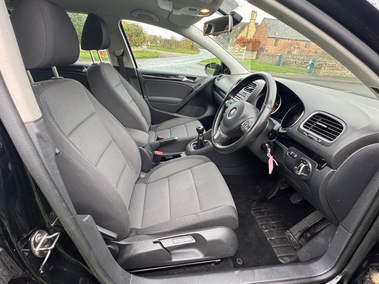 Used Volkswagen Golf 2012 for sale - 76536949: Photo 16