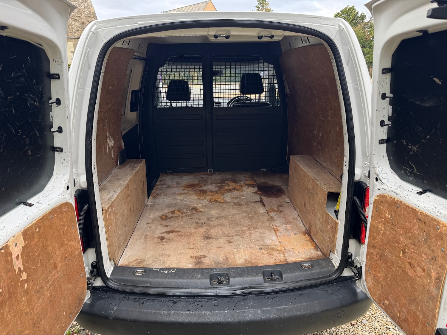 Used Volkswagen Caddy 2011 for sale - 76379002: Photo 10