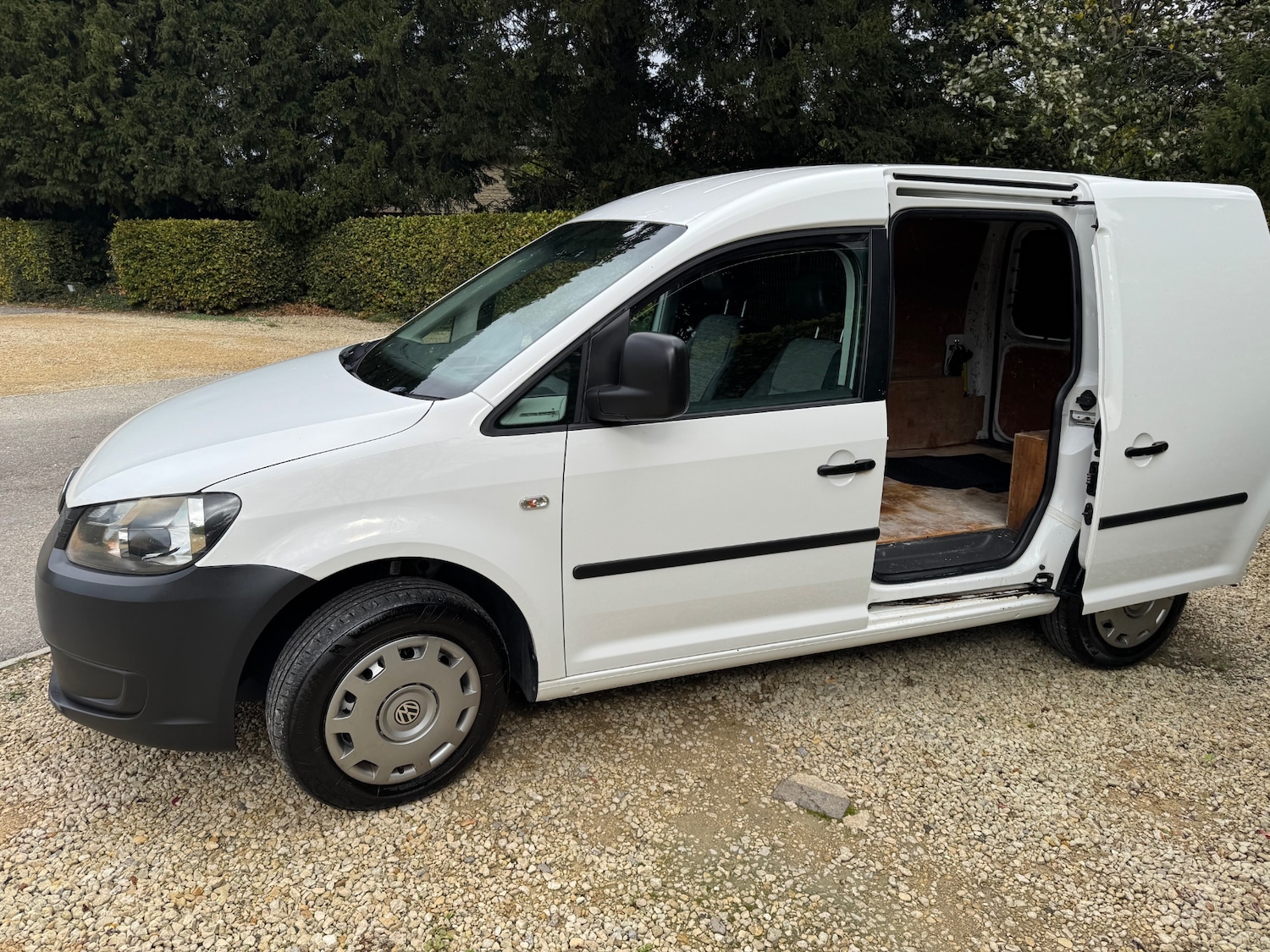 Used Volkswagen Caddy 2011 for sale - 76379002: Photo 12