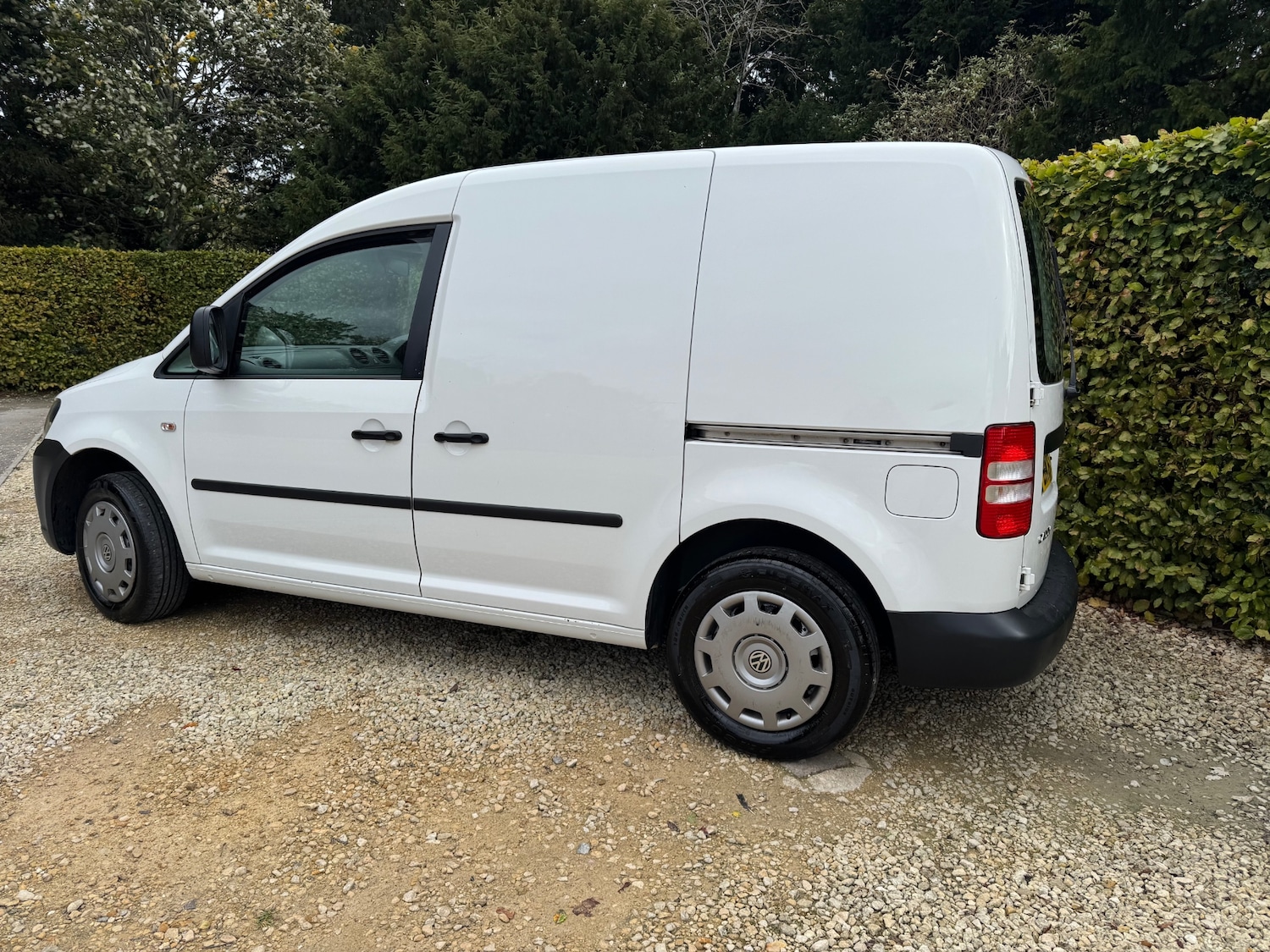 Used Volkswagen Caddy 2011 for sale - 76379002: Photo 4