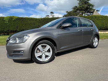 Used Volkswagen Golf 2017 for sale - 78660229: Photo