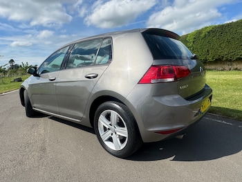 Used Volkswagen Golf 2017 for sale - 78660229: Photo