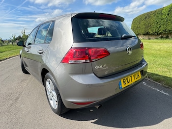 Used Volkswagen Golf 2017 for sale - 78660229: Photo