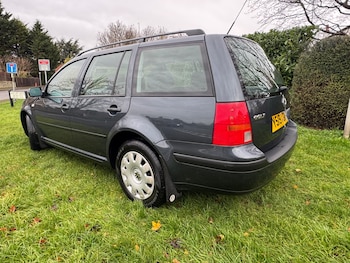 Used Volkswagen Golf 2001 for sale - 76821768: Photo