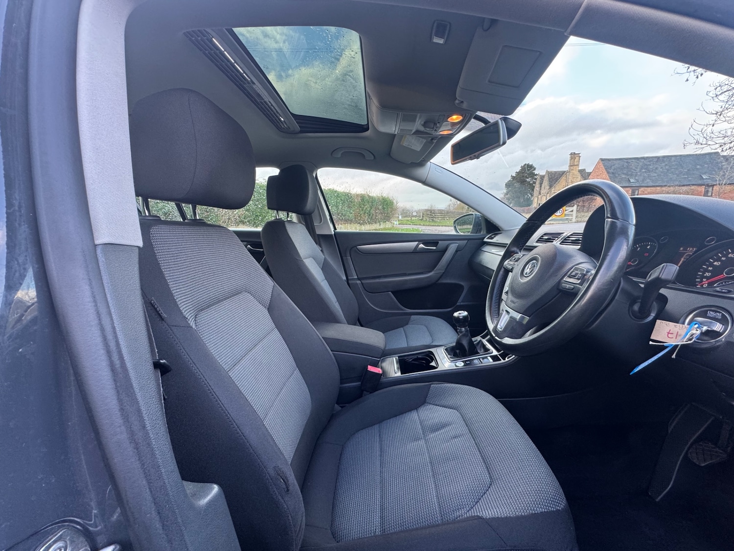 Used Volkswagen Passat 2012 for sale - 77307302: Photo 22