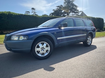Used Volvo V40 Cross Country 2001 for sale - 78733643: Photo