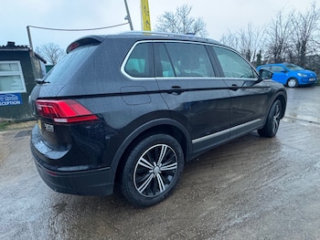 Used Volkswagen Tiguan 2016 for sale - 77693826: Photo