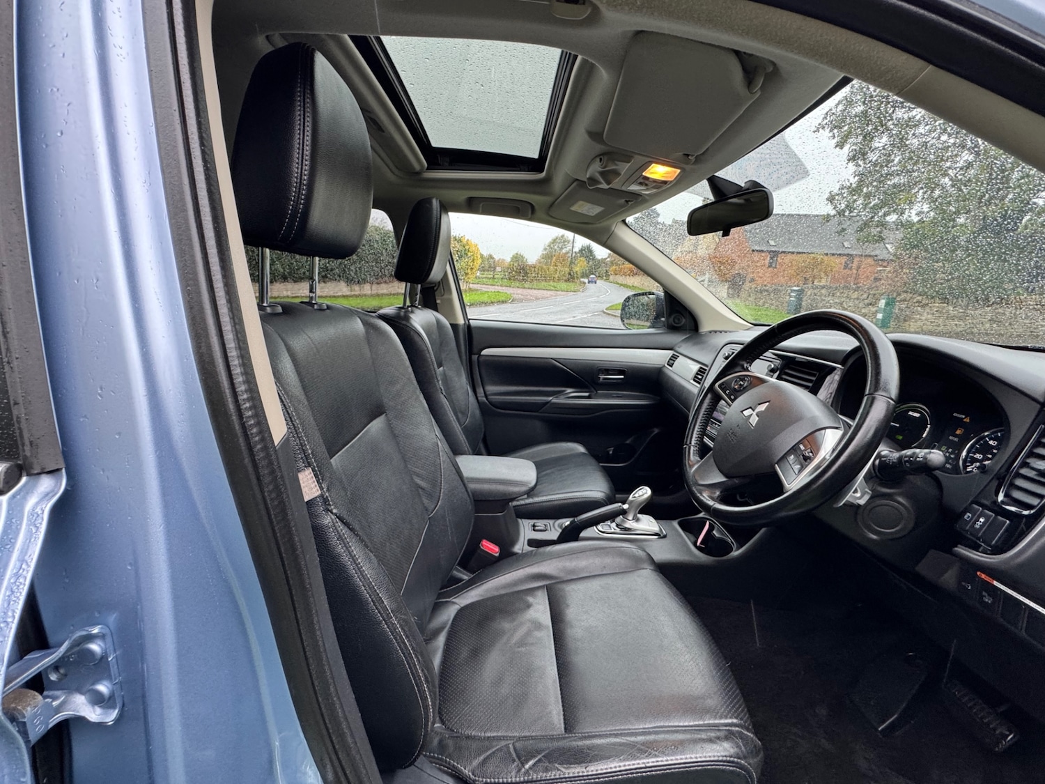 Used Mitsubishi Outlander 2015 for sale - 76405191: Photo 14