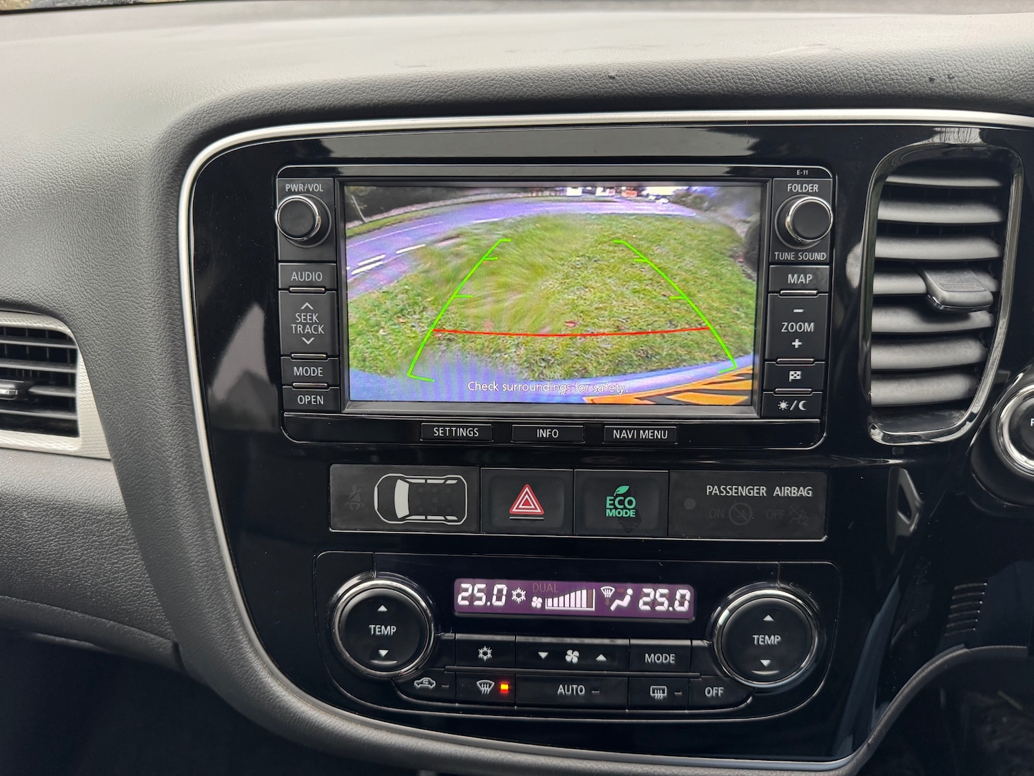 Used Mitsubishi Outlander 2015 for sale - 76405191: Photo 20