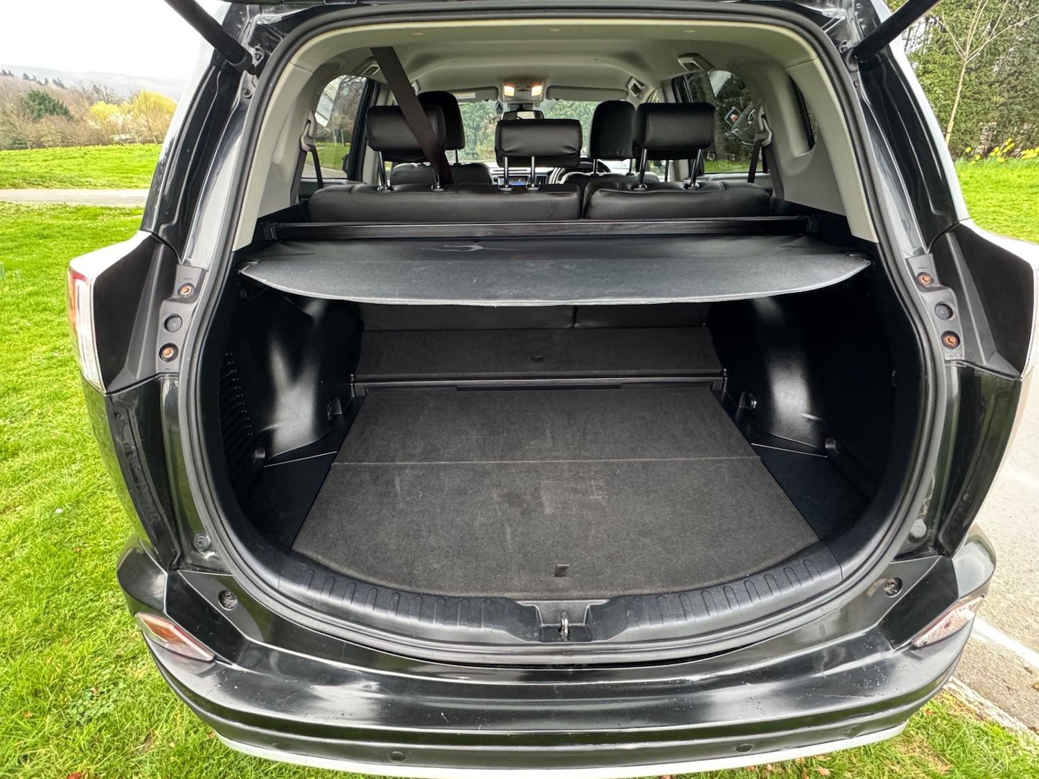 Used Toyota RAV4 2018 for sale - 77736169: Photo 17