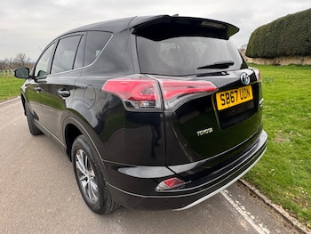 Used Toyota RAV4 2018 for sale - 77736169: Photo