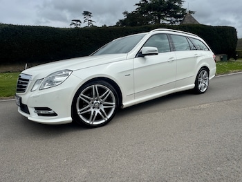 Used Mercedes-Benz E Class 2012 for sale - 78290198: Photo