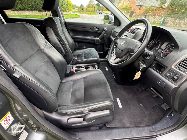Used Honda CR-V 2010 for sale - 76234944: Photo 12