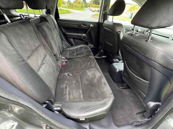 Used Honda CR-V 2010 for sale - 76234944: Photo 14