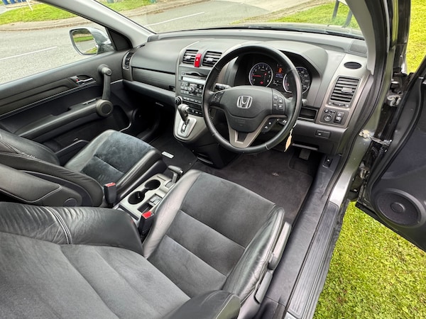 Used Honda CR-V 2010 for sale - 76234944: Photo 16