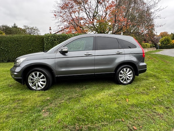 Used Honda CR-V 2010 for sale - 76234944: Photo 2