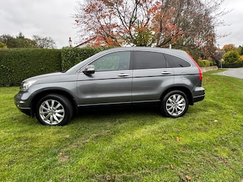 Used Honda CR-V 2010 for sale - 76234944: Photo 2