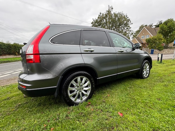 Used Honda CR-V 2010 for sale - 76234944: Photo 8