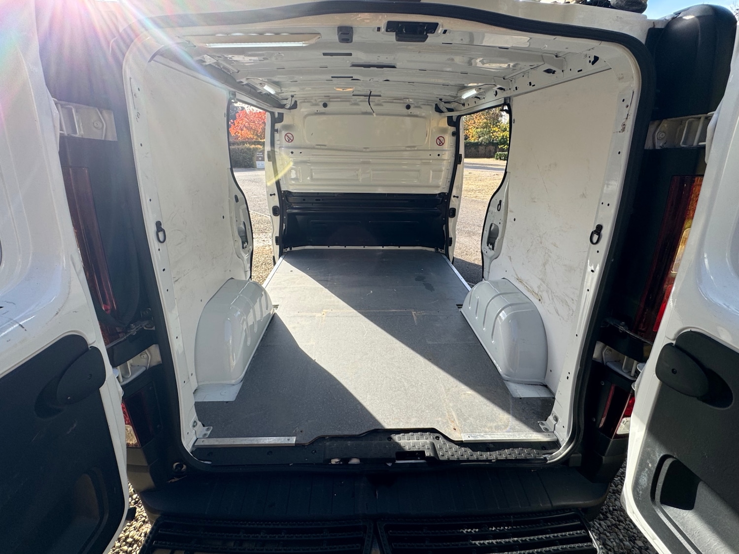 Used Vauxhall Vivaro 2018 for sale - 76440056: Photo 14