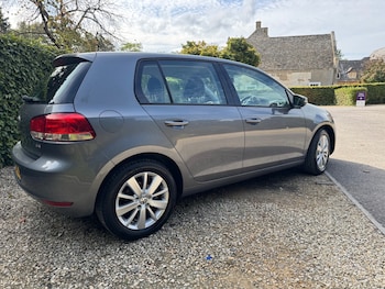 Used Volkswagen Golf 2011 for sale - 75860558: Photo