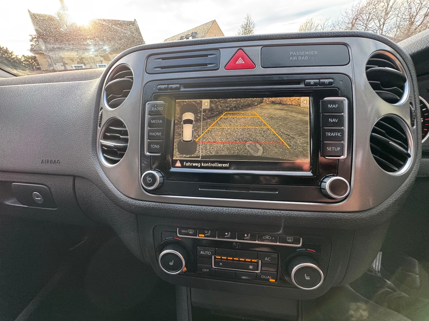 Used Volkswagen Tiguan 2011 for sale - 76963604: Photo 20