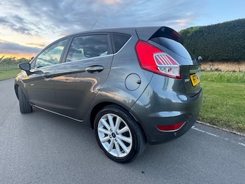Used Ford Fiesta 2017 for sale - 78584812: Photo