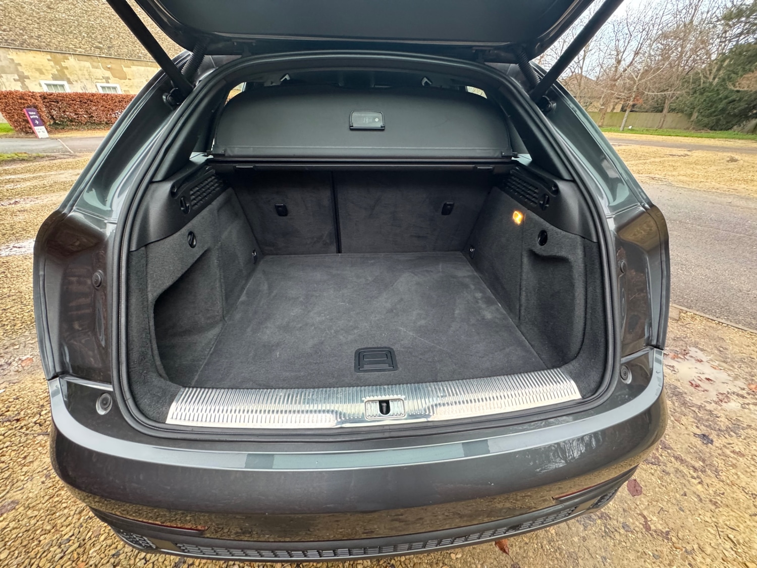 Used Audi Q3 2015 for sale - 77314274: Photo 14