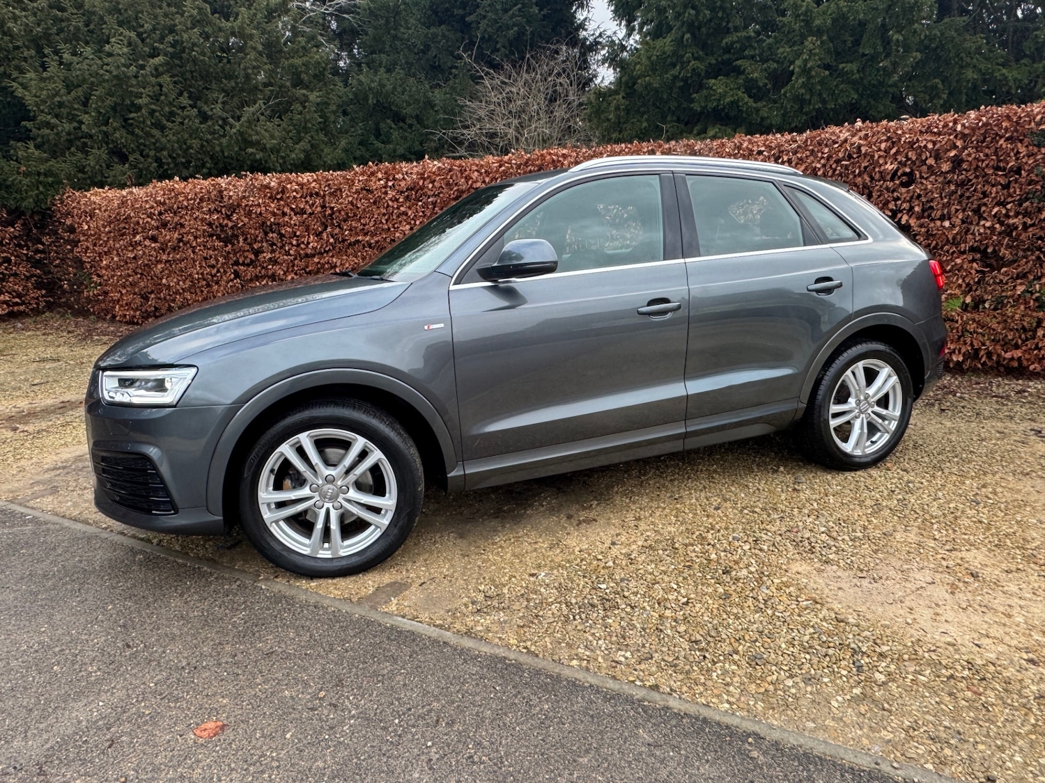 Used Audi Q3 2015 for sale - 77314274: Photo 2