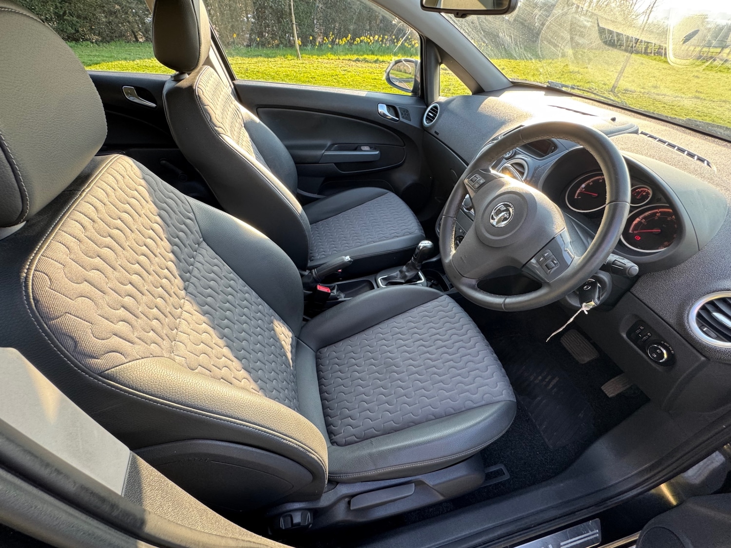 Used Vauxhall Corsa 2012 for sale - 77750370: Photo 11