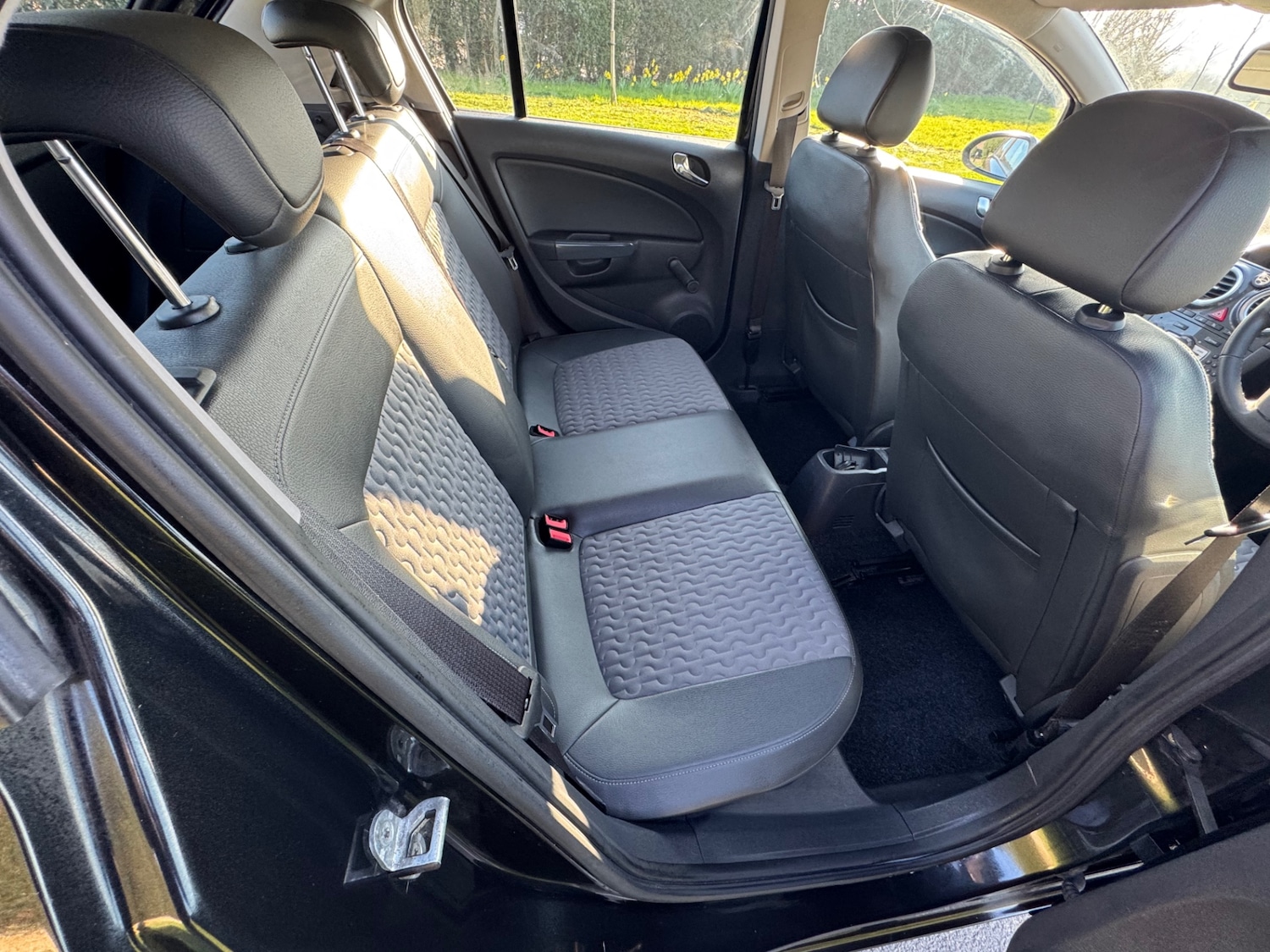 Used Vauxhall Corsa 2012 for sale - 77750370: Photo 13