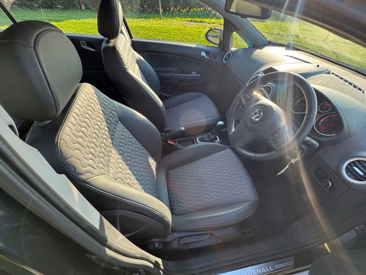 Used Vauxhall Corsa 2012 for sale - 77750370: Photo 14