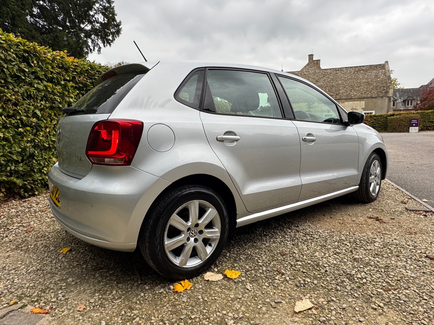 Used Volkswagen Polo 2010 for sale - 76293329: Photo 9
