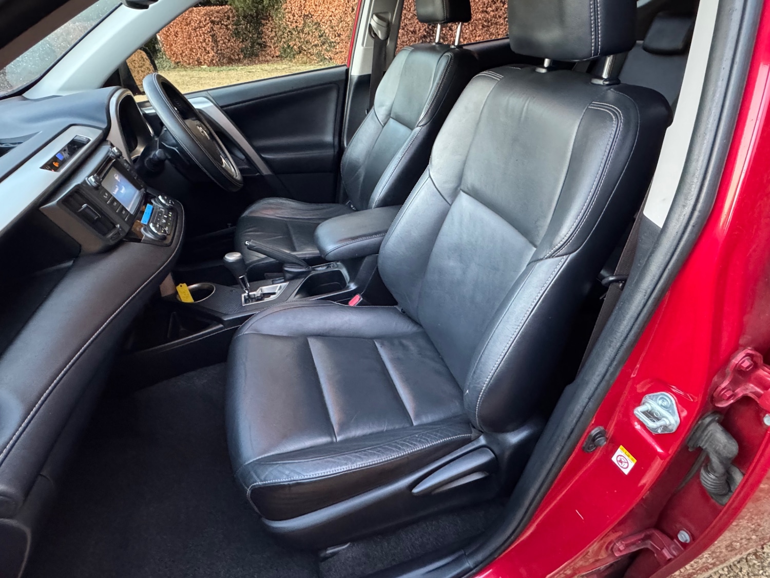 Used Toyota RAV4 2014 for sale - 76751939: Photo 18