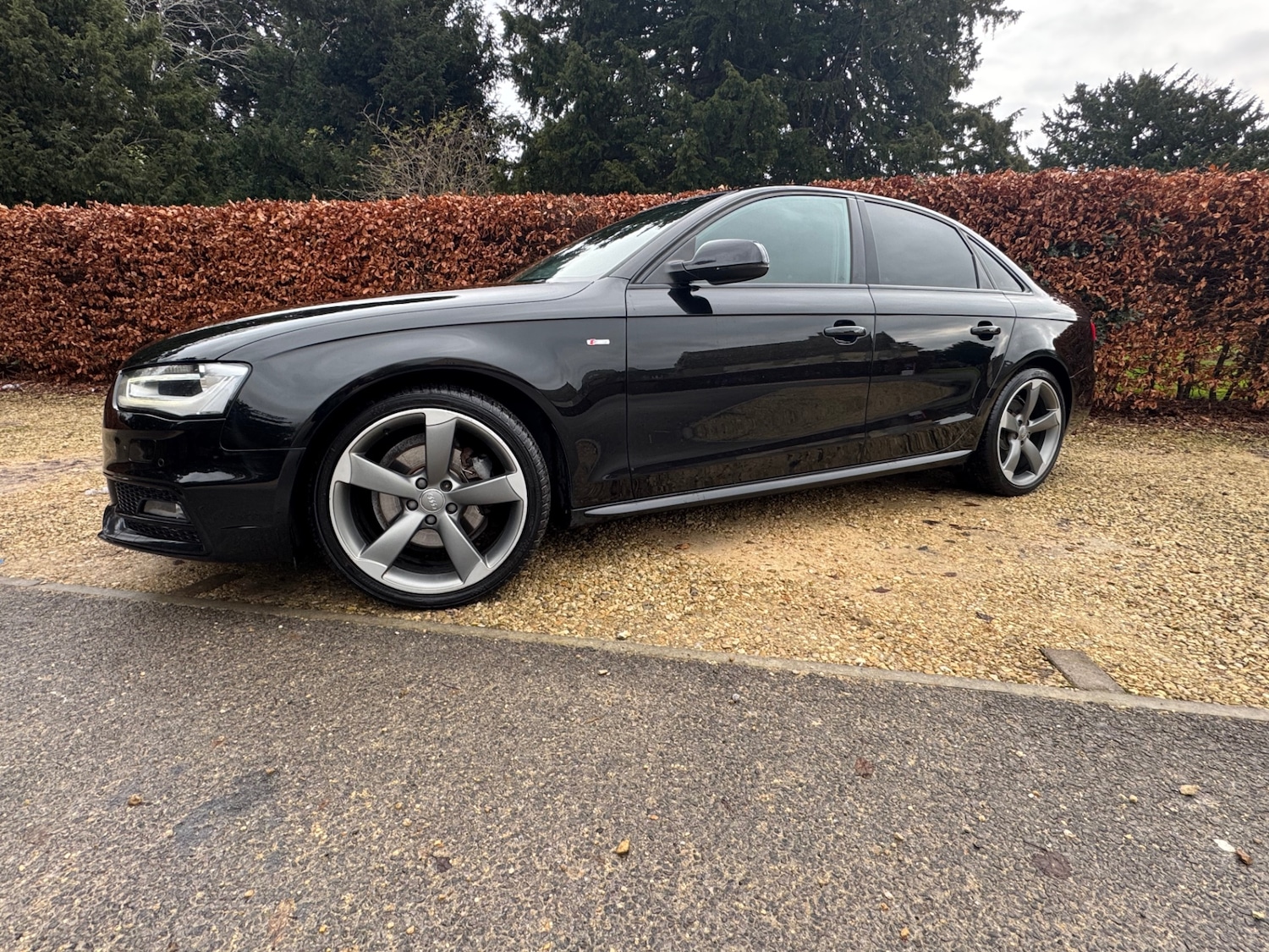 Used Audi A4 2015 for sale - 77028377: Photo 2