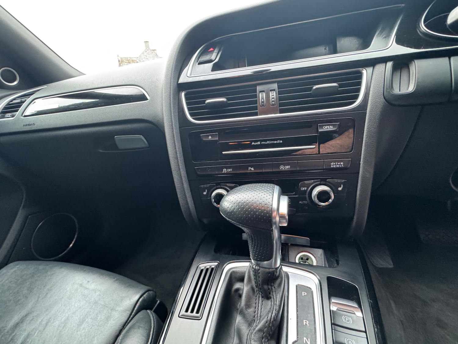 Used Audi A4 2015 for sale - 77028377: Photo 20