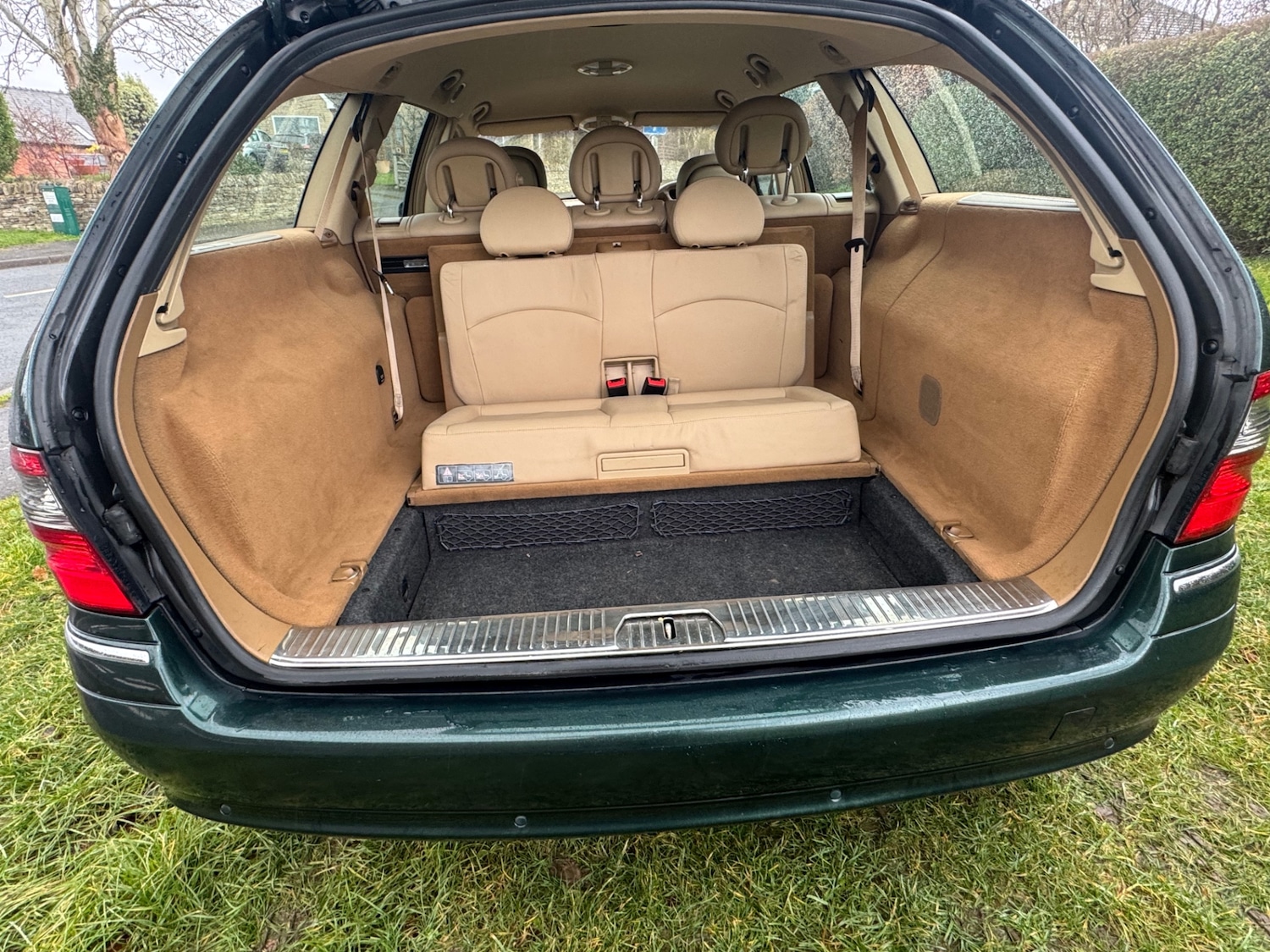 Used Mercedes-Benz E Class 2006 for sale - 77418543: Photo 2