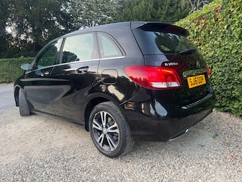 Used Mercedes-Benz B Class 2016 for sale - 79143862: Photo