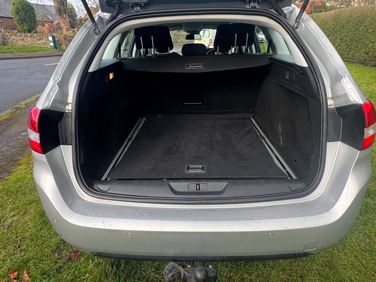 Used Peugeot 308 2015 for sale - 77622880: Photo 11