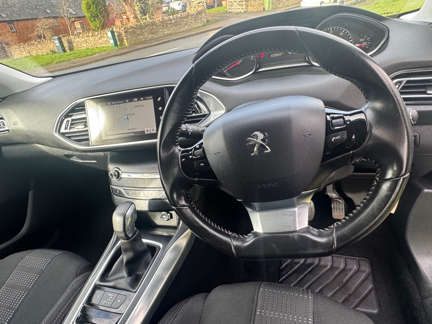 Used Peugeot 308 2015 for sale - 77622880: Photo 16