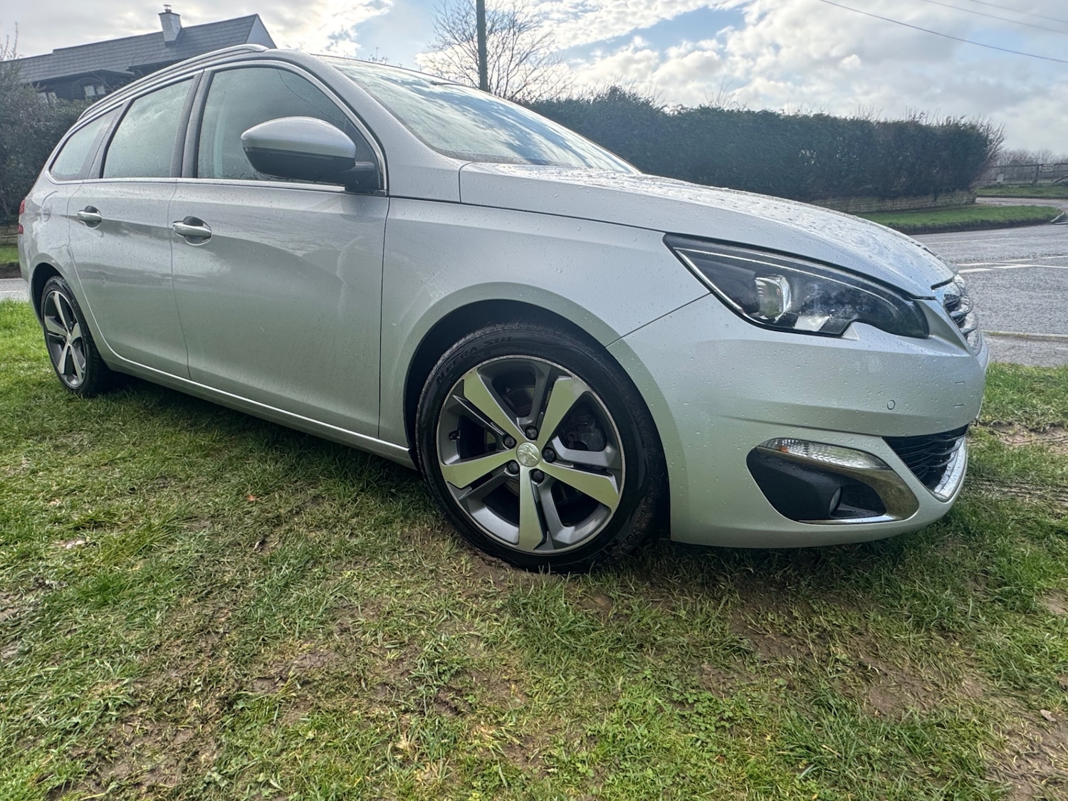 Used Peugeot 308 2015 for sale - 77622880: Photo 9