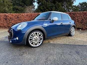 MINI Hatch feature image