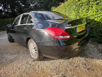 Used Mercedes-Benz C Class 2015 for sale - 78782695: Photo