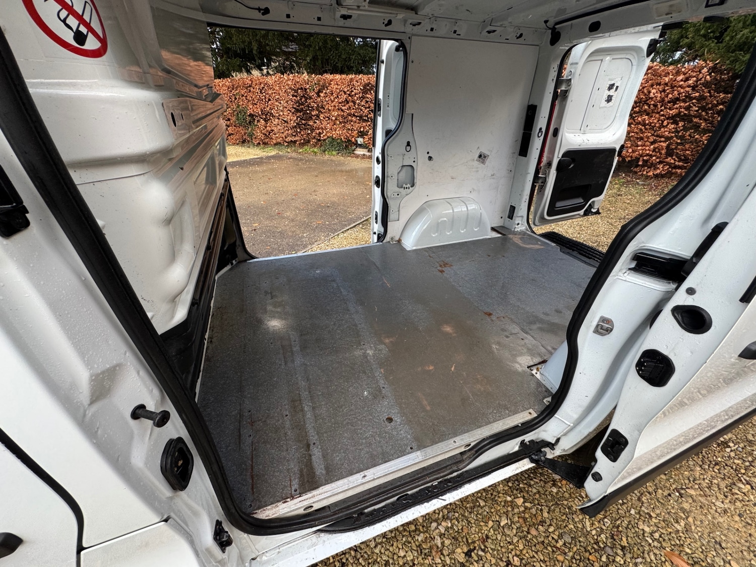 Used Vauxhall Vivaro 2015 for sale - 76935478: Photo 11