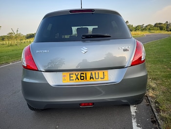 Used Suzuki Swift 2011 for sale - 78730068: Photo
